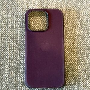 Apple Purple iPhone 15 Case
